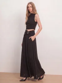https://cdn.zhiyitech.cn/material/4b917bcd38bb8aafb1cfb20fbb50106b