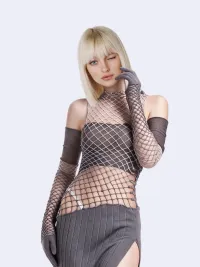 https://cdn.zhiyitech.cn/material/6ce84e1e04d9d7802535d780250270d4