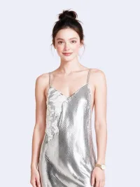 https://cdn.zhiyitech.cn/material/d88318230d10f2a464695529f6feec53